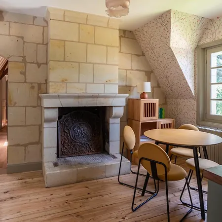 Semesterbostad Dependance Du Chateau - 4 - Grande Salle Commune - Bord De Loire Gennes-Val-de-Loire