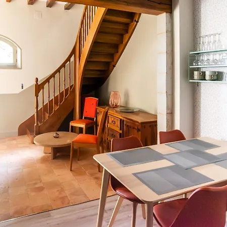 Ideal Groupes 3 Gites, 4 - Bord De Loire Holiday home Gennes-Val-de-Loire