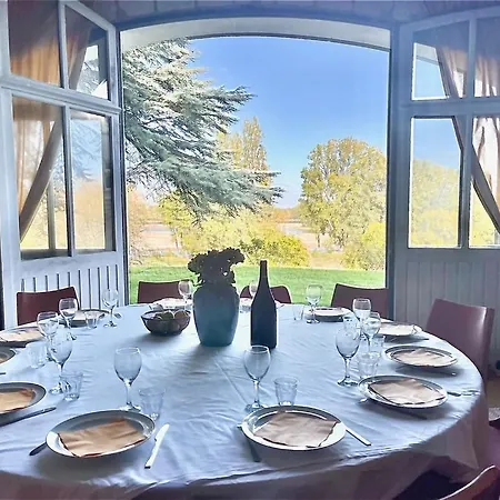 Dependance Du Chateau - 4 - Grande Salle Commune - Bord De Loire Semesterbostad *