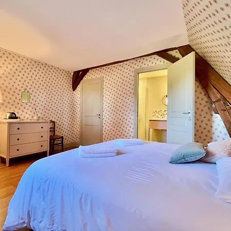 Dependance Du Chateau - 4 - Grande Salle Commune - Bord De Loire Semesterbostad *