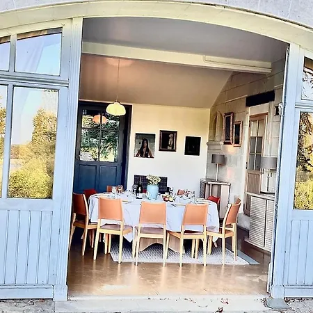 Dependance Du Chateau - 4 - Grande Salle Commune - Bord De Loire Semesterbostad