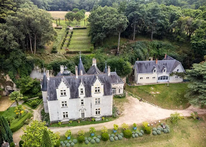 Dépendance Du Château - 4 - Grande Salle Commune - Bord De Loire Hébergement de vacances